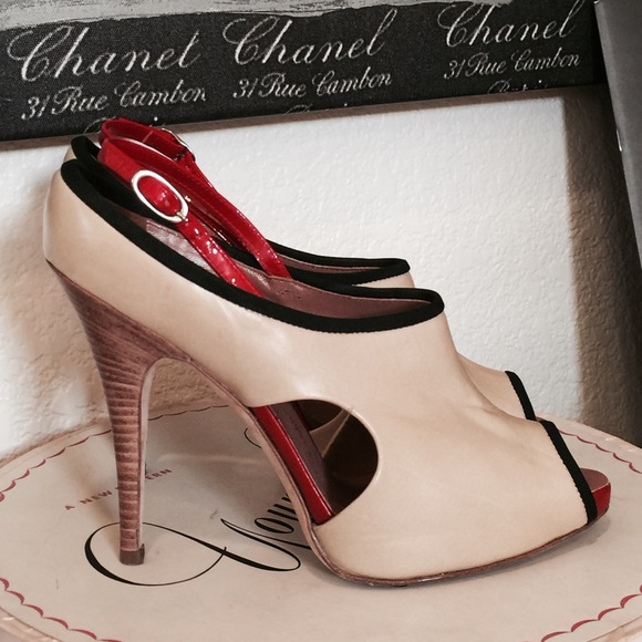 Giuseppe Zanotti Shoes - 💋SOLD💋Authentic Giuseppe Zanotti Peep toe Shoes