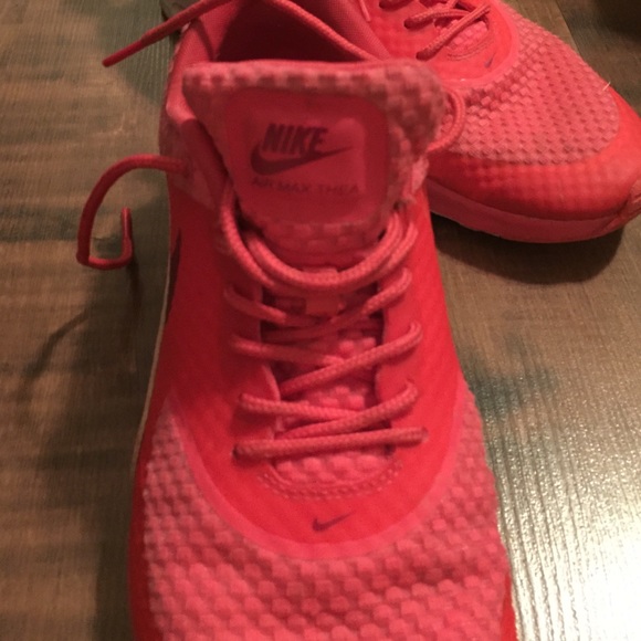 Amazing Nike Air Max Thea's summer edition - Picture 3 of 3