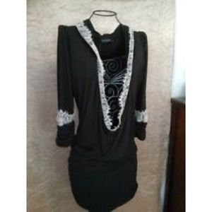 Beach Bunny black hooded cover up