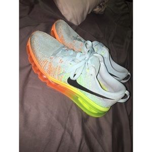 ❕❕Nike Flyknit Max❕❕