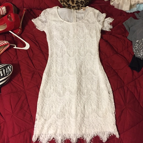 White lace dress