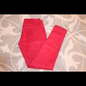 Size 4 VIGOSS STUDIO pink skinny stretch jeans.