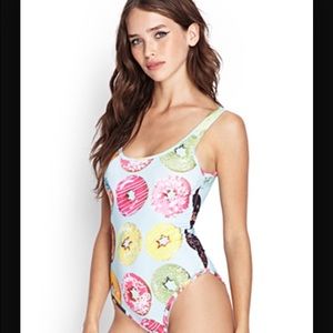 I'm looking for this bodysuit size M or S