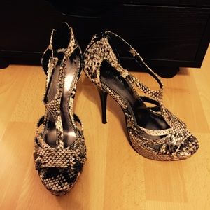 Heels size 7