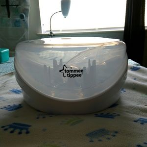 Tommee Tippee Microwave Sterilizer and wipe warmer