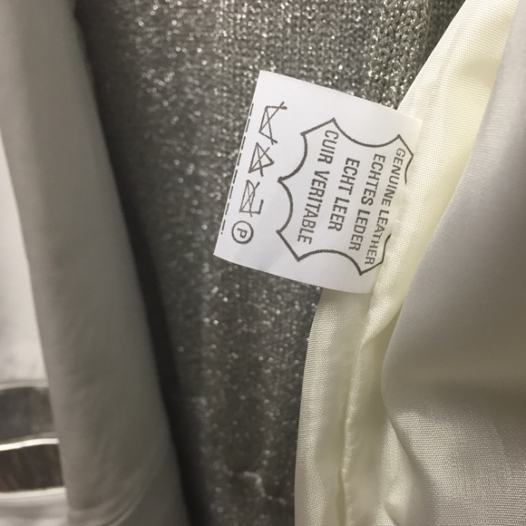 Leather jacket - Picture 2 of 2