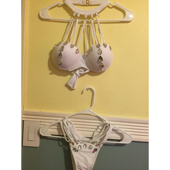 Rave top and bottoms