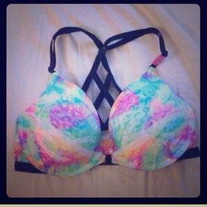 Help!! Me!! Find!! This!!