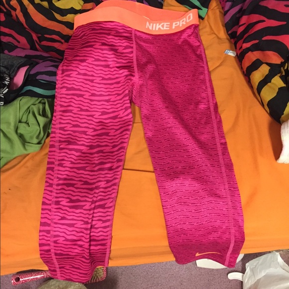 Nike pro leggings