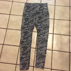 Nike leggings