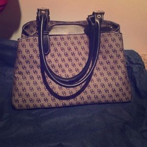 Dooney & Bourke Handbag