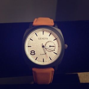 NEW - Geneva Edition Faux Leather Watch