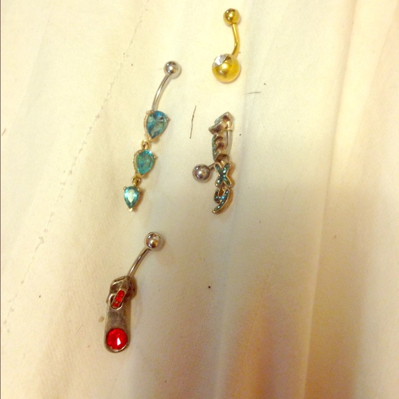 Bundle of 4 gem belly rings