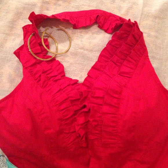 VS Sexy Ruffled Halter Top (Moda Int.)-zip-up - Picture 2 of 3