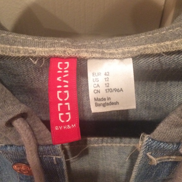 🔴SOLD🔴Divided by H&M Jean Jacket - Picture 2 of 3