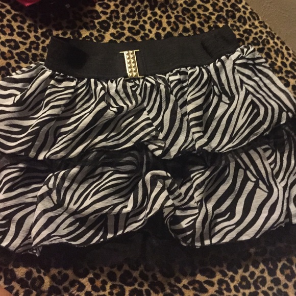 Zebra skirt