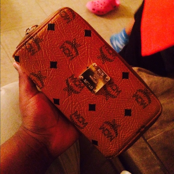 MCM Wallet