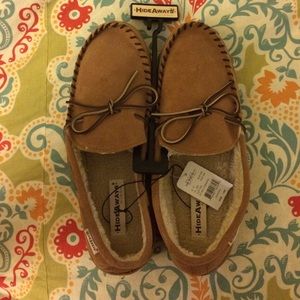 NWT Men's slippers