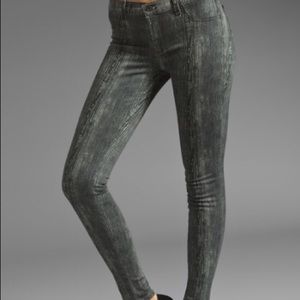 J Brand Jeans 
801 Woodgrain Printed Skinny Jeans