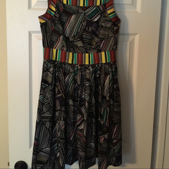 Dress - Picture 2 of 2