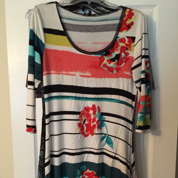 Dress shirt - Picture 1 of 2