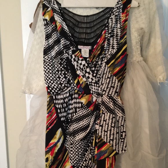 Dress - Picture 1 of 2