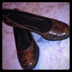 Gorgeously detailed leather heels