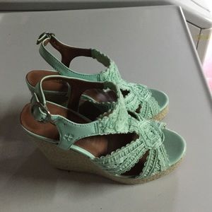 Lucky Brand shoe heel