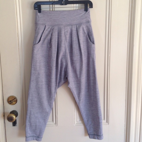 lululemon athletica Pants - Lululemon yoga pants