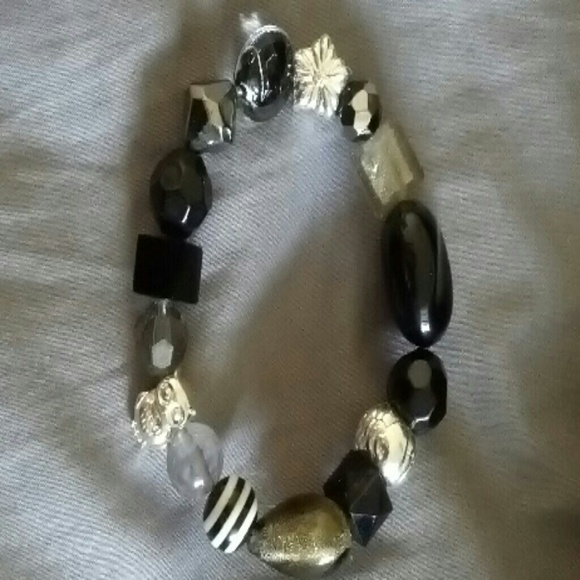 Beaded black bracelet