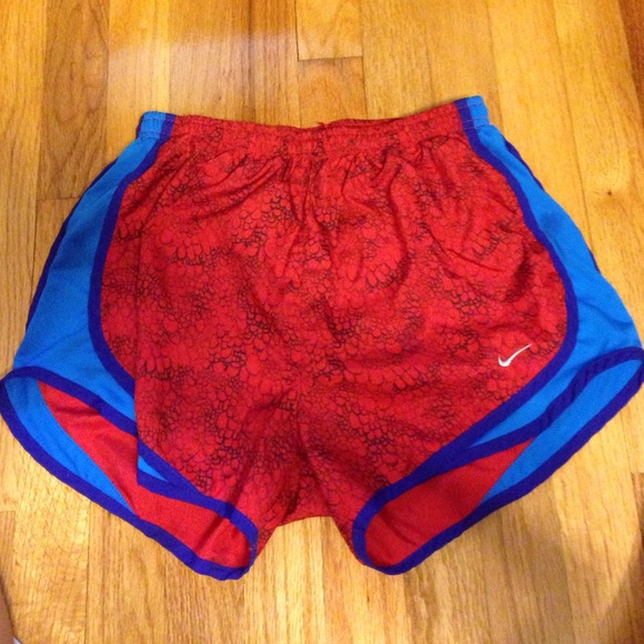 Nike tempo running shorts