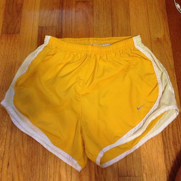 Nike tempo running shorts