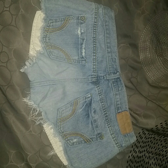 Shorts - Picture 2 of 2