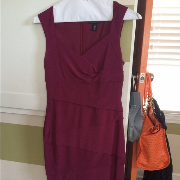 Instantly Slimming Dress White House Black Market