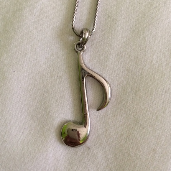Music Note Necklace - Picture 2 of 4