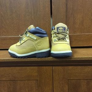 TODDLER TIMBERLANDS FIELD BOOTS