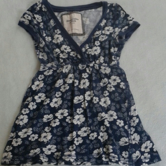 Floral Abercrombie tee