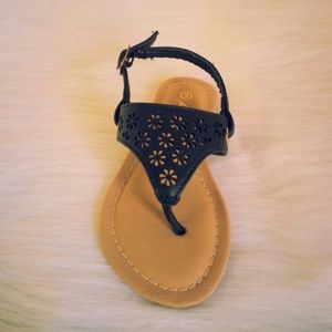 Black Thong Sandals
