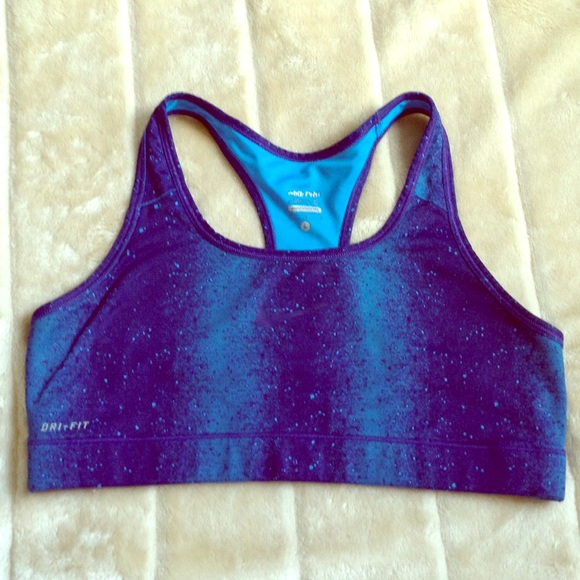 Nike Pro Galaxy Bra