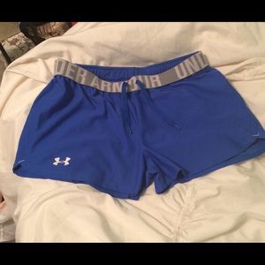 Under Armour size medium loose blue shorts. 💙
