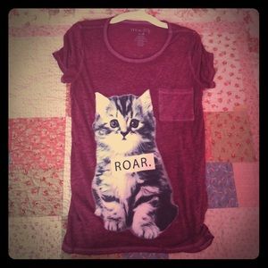 Kitty shirt😺