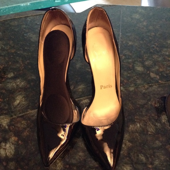 Red sole patent heels. Good condition!