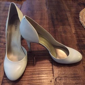 White Nine West Pumps - Size 9