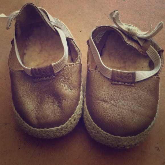 Children's uggs