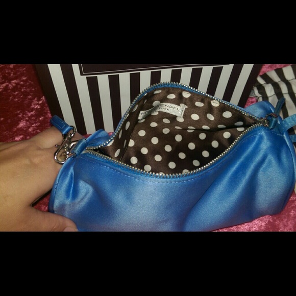 Authentic Blue Henri Bendel wristlet! - Picture 4 of 4