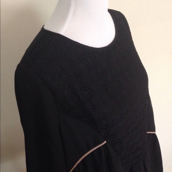 Black top - Picture 3 of 3