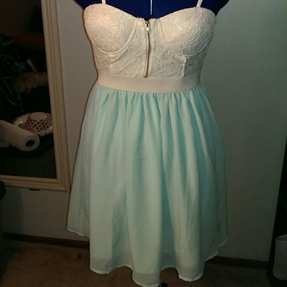 Spaghetti Stap Lace Bustier Dress