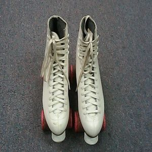 Skates worn by megan good in roll bounce