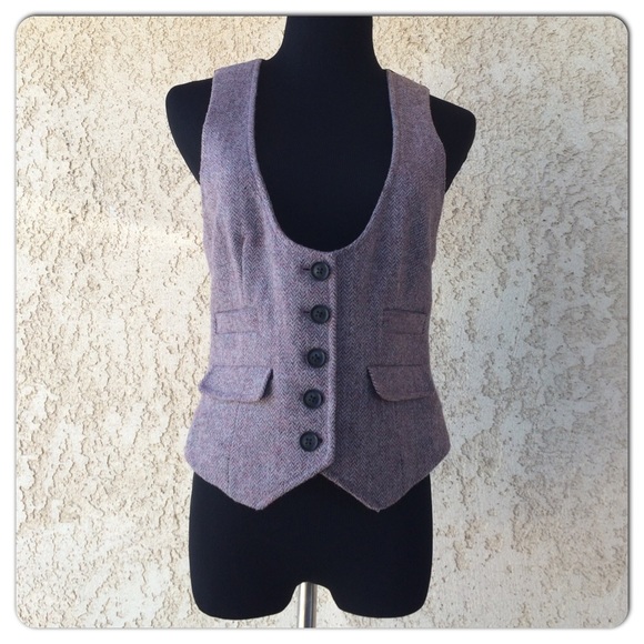 ✅SOLD IN BUNDLE- GAP Vest