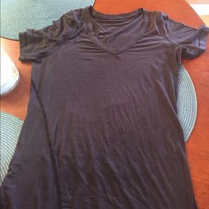 Lululemon v-neck shirt